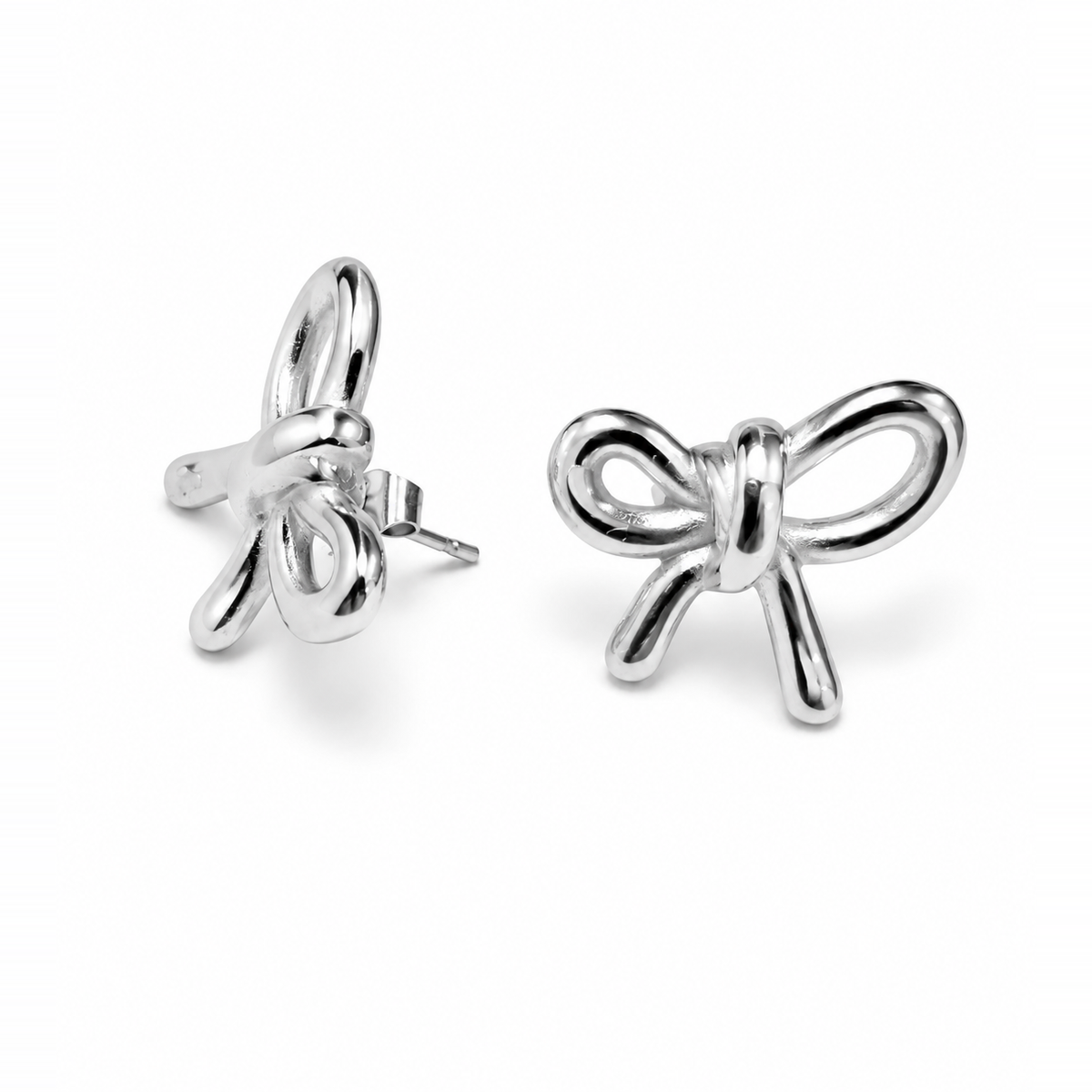 PM091 – Silver Ribbon Knot Stud Minđuše